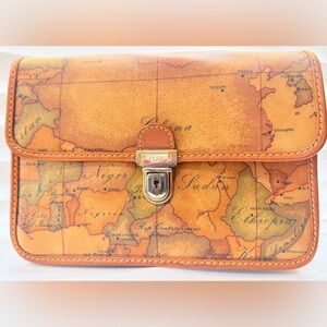 ALVIERO MARTINI 1a Classe
Geo clutch/crossbody